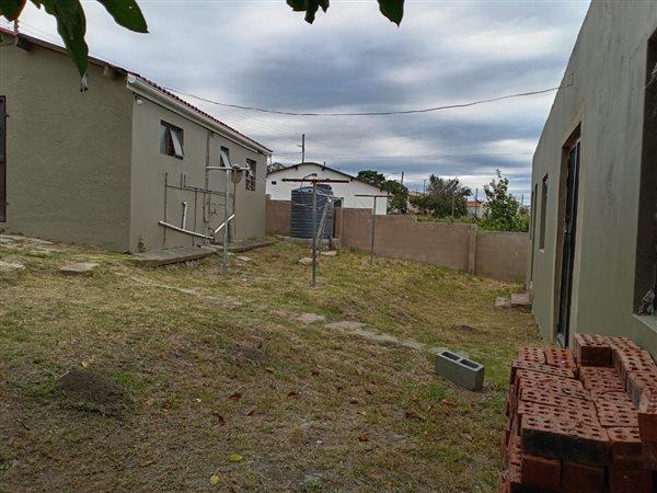 2 Bedroom Property for Sale in Mdantsane Eastern Cape